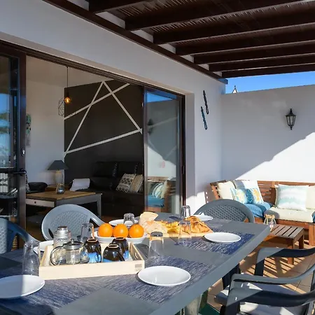 Holiday home Vista Mar, Relax Y Confort Playa Blanca (Lanzarote)